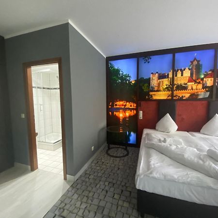 Sl'Otel Im Parforcehaus Bernburg Luaran gambar