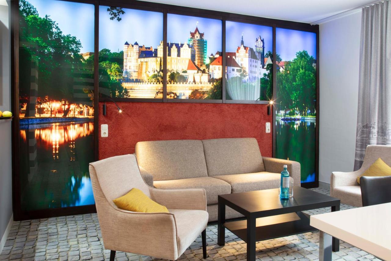 Sl'Otel Im Parforcehaus Bernburg Luaran gambar