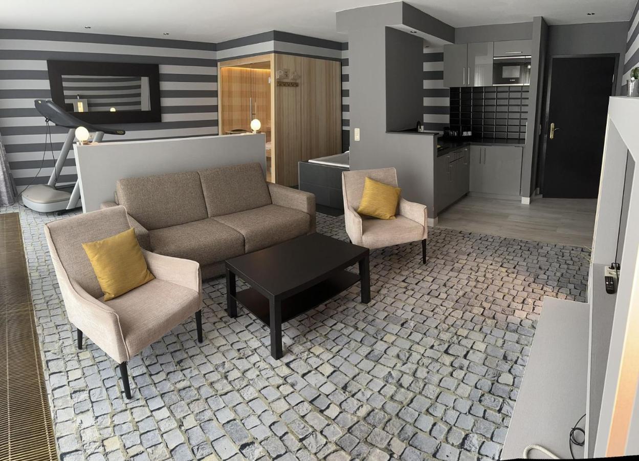 Sl'Otel Im Parforcehaus Bernburg Luaran gambar