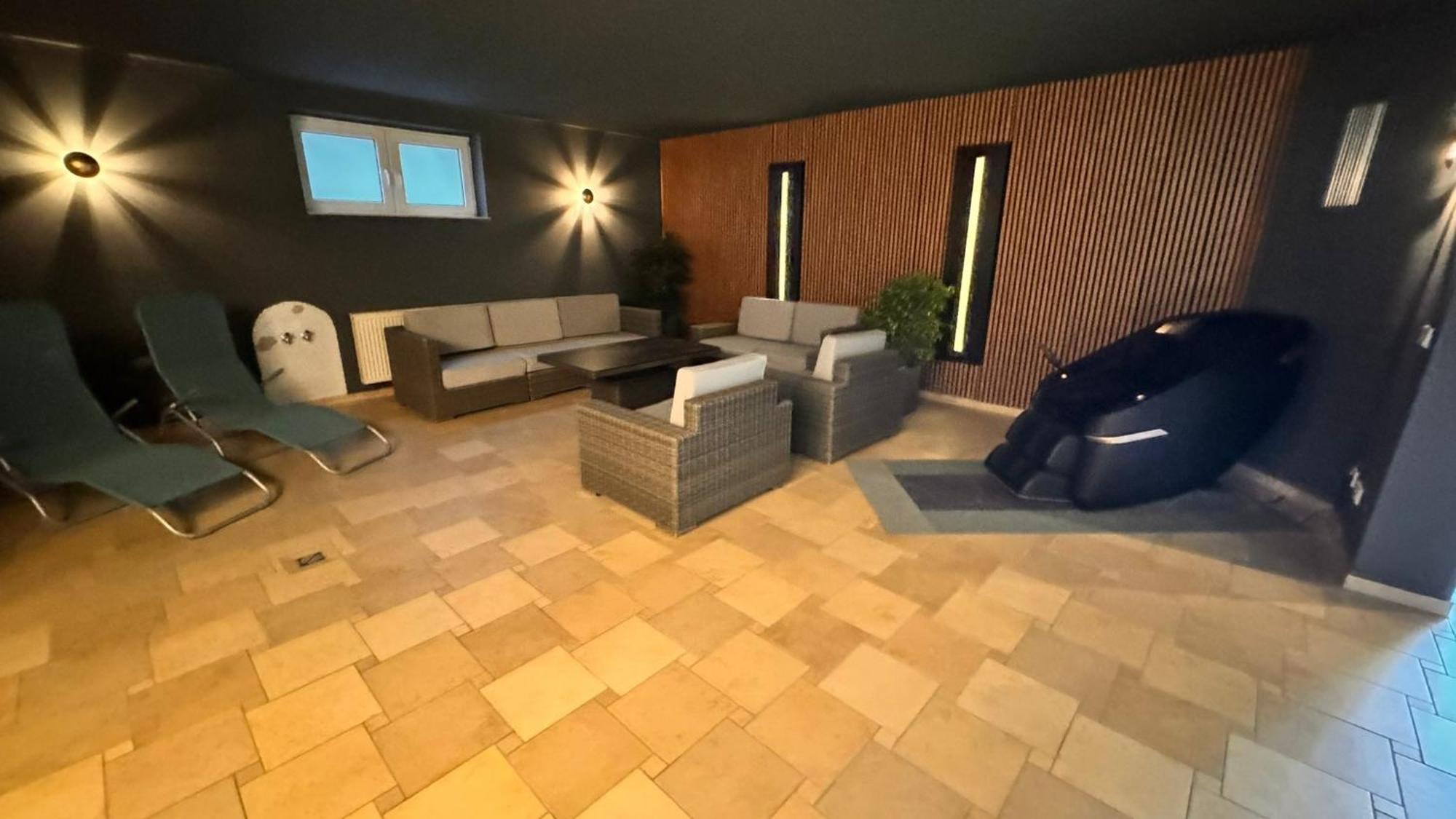 Sl'Otel Im Parforcehaus Bernburg Luaran gambar