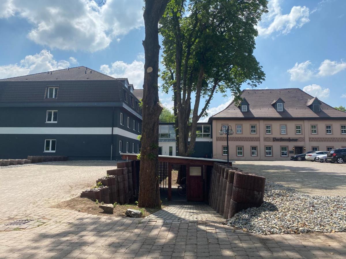 Sl'Otel Im Parforcehaus Bernburg Luaran gambar